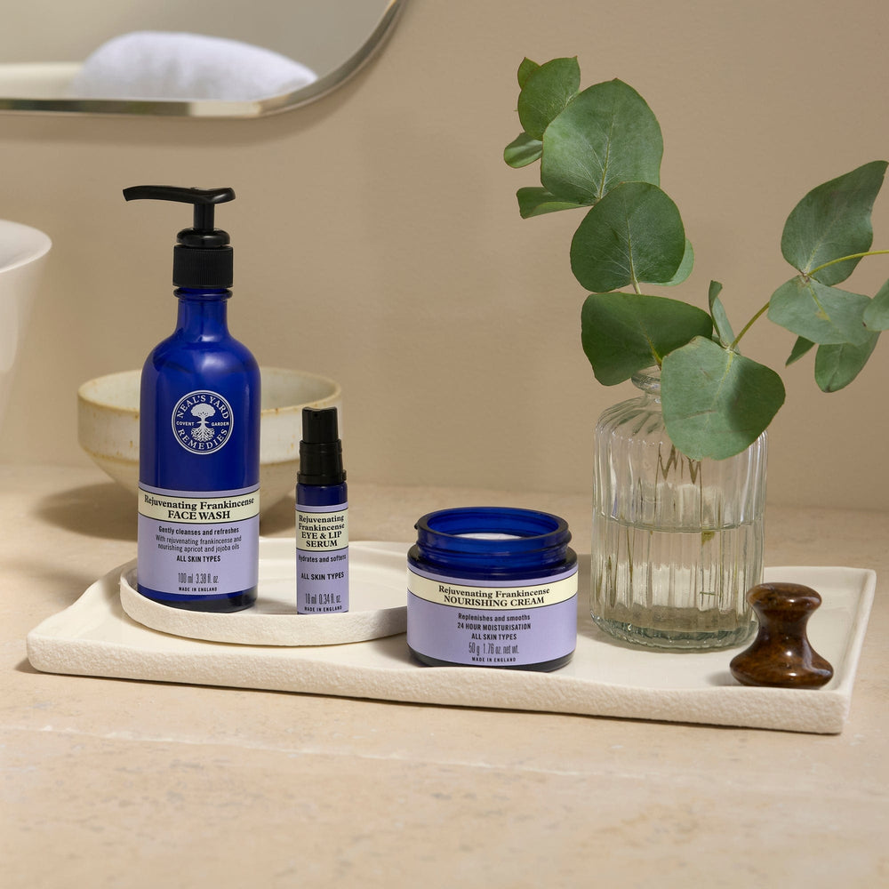 Neal's Yard Remedies Bundles Nourishing Frankincense Collection
