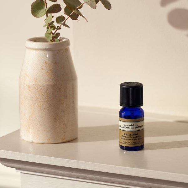 Neal's Yard Remedies Chamomile Roman Essential Oil 10ml