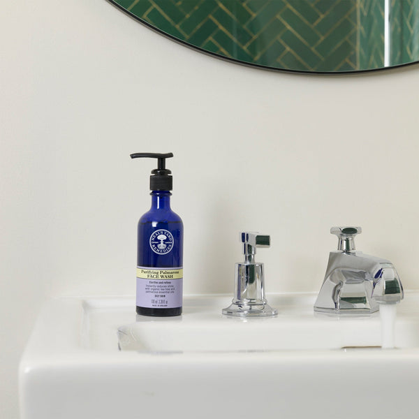 Neal's Yard Remedies Purifying Palmarosa Facial Wash 100ml